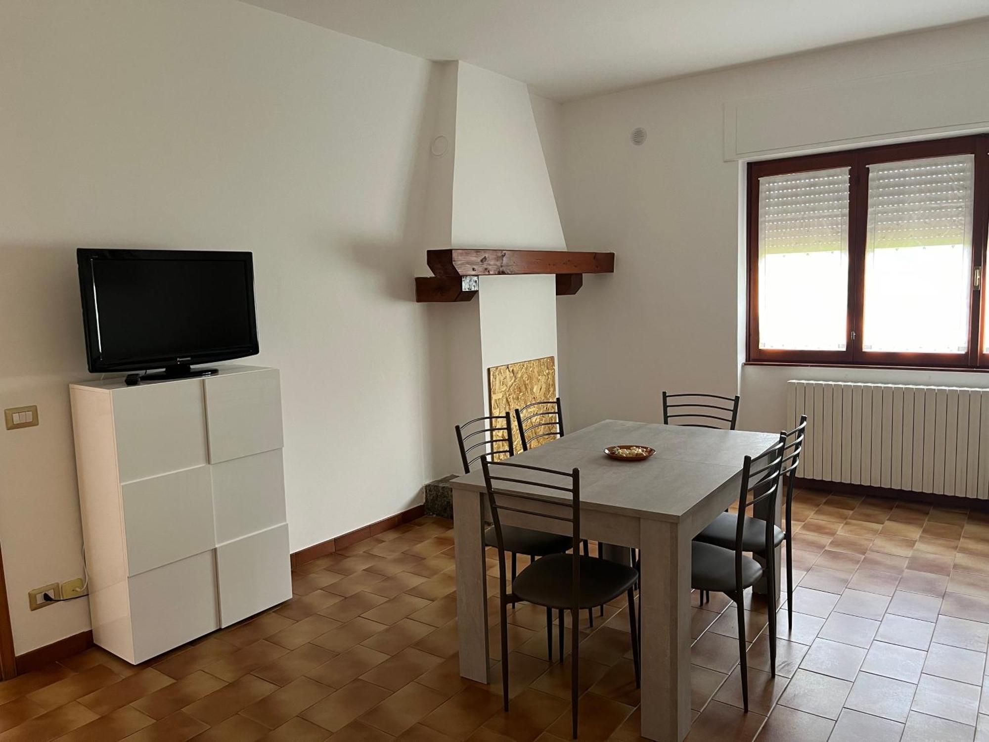 דירות בלאג'יו Casa Del Faggio Rosso מראה חיצוני תמונה