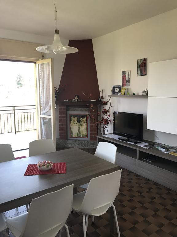 דירות בלאג'יו Casa Del Faggio Rosso מראה חיצוני תמונה